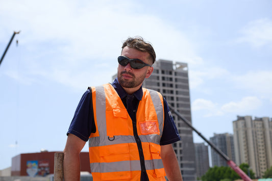 EN166 vs ANSI Z87.1: Quick Guide to Safety  Eyewear Standards for Buyers